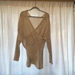 Front wrap light sweater
Small medium